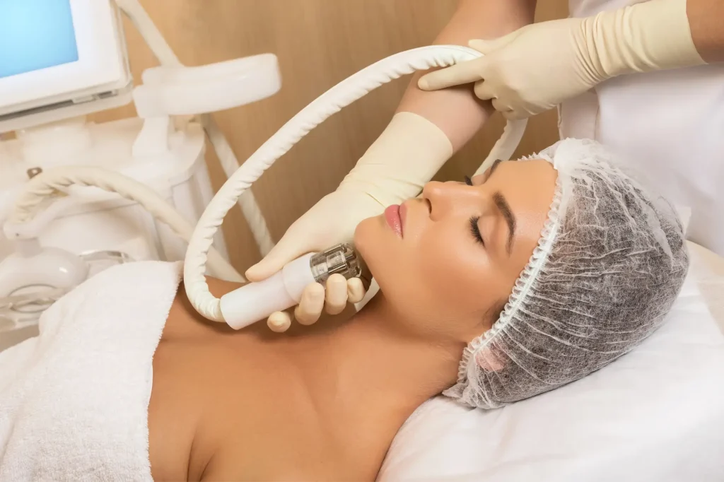 Jawline Contouring at Lumera Skin