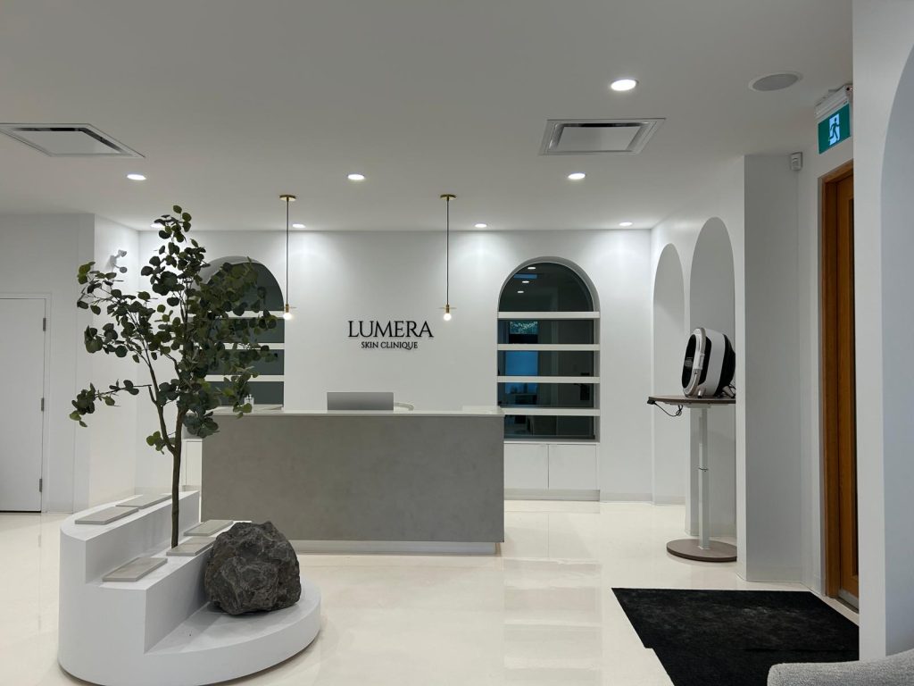 Reception and lounge at Lumera Skin Clinique in Mont-Saint-Hilaire